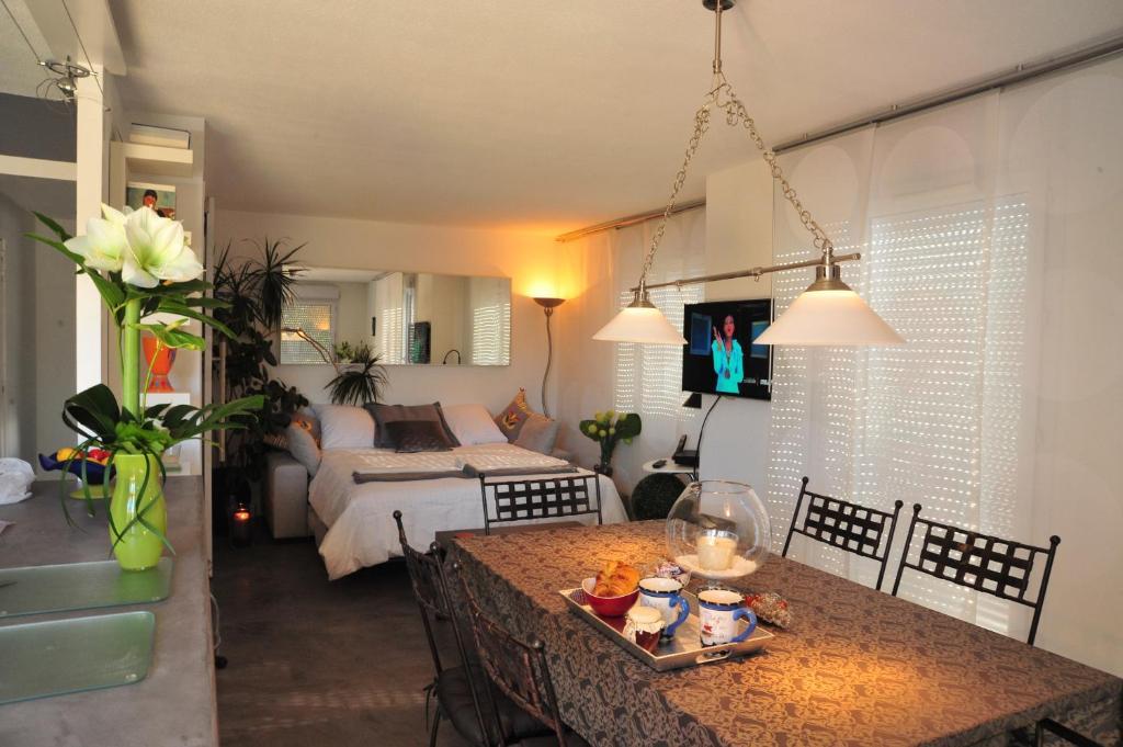 Magic Moments Apartment *